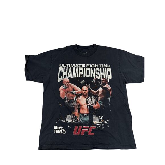 UFC Ultimate Fighting Championship Vintage Style Double-Sided Graphic T-Shirt L - Picture 1 of 9